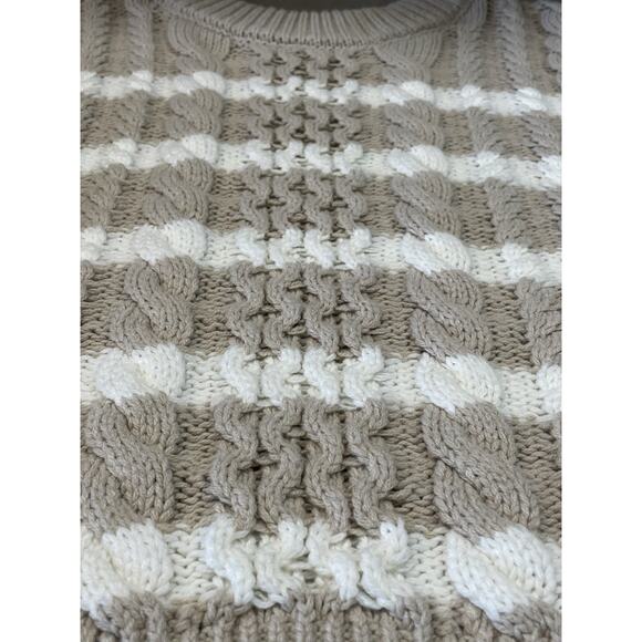 Jessica Simpson Cropped Chunky Cable Knit Sweater Women’s Sz Small Beige/White - Picture 6 of 9